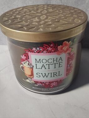 Bath & Body Works Mocha Latte Swirl 3 Wick Candle | 14.5 oz | Discontinued Scent